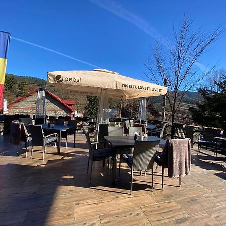 Royal Inn Busteni-Adults Only Εξωτερικό φωτογραφία