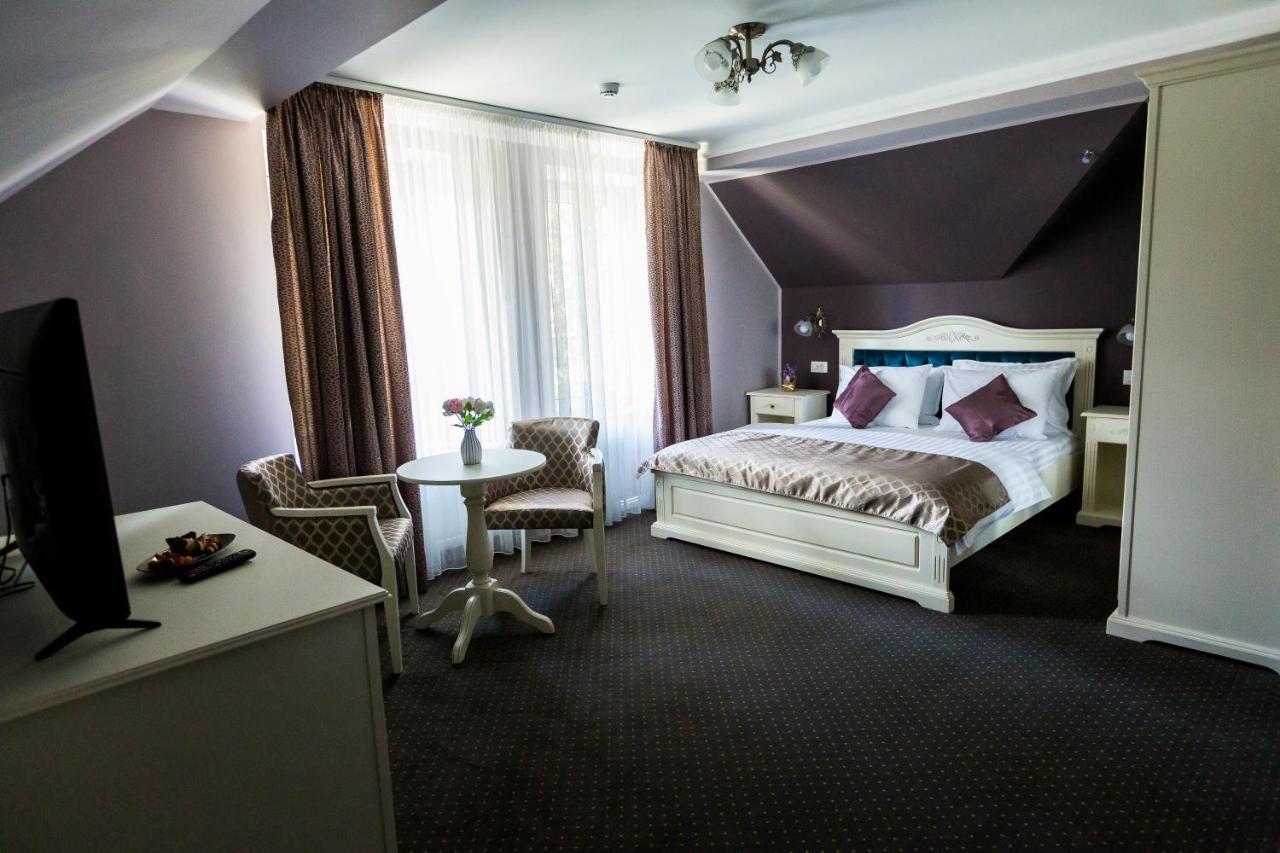 Royal Inn Busteni-Adults Only Εξωτερικό φωτογραφία