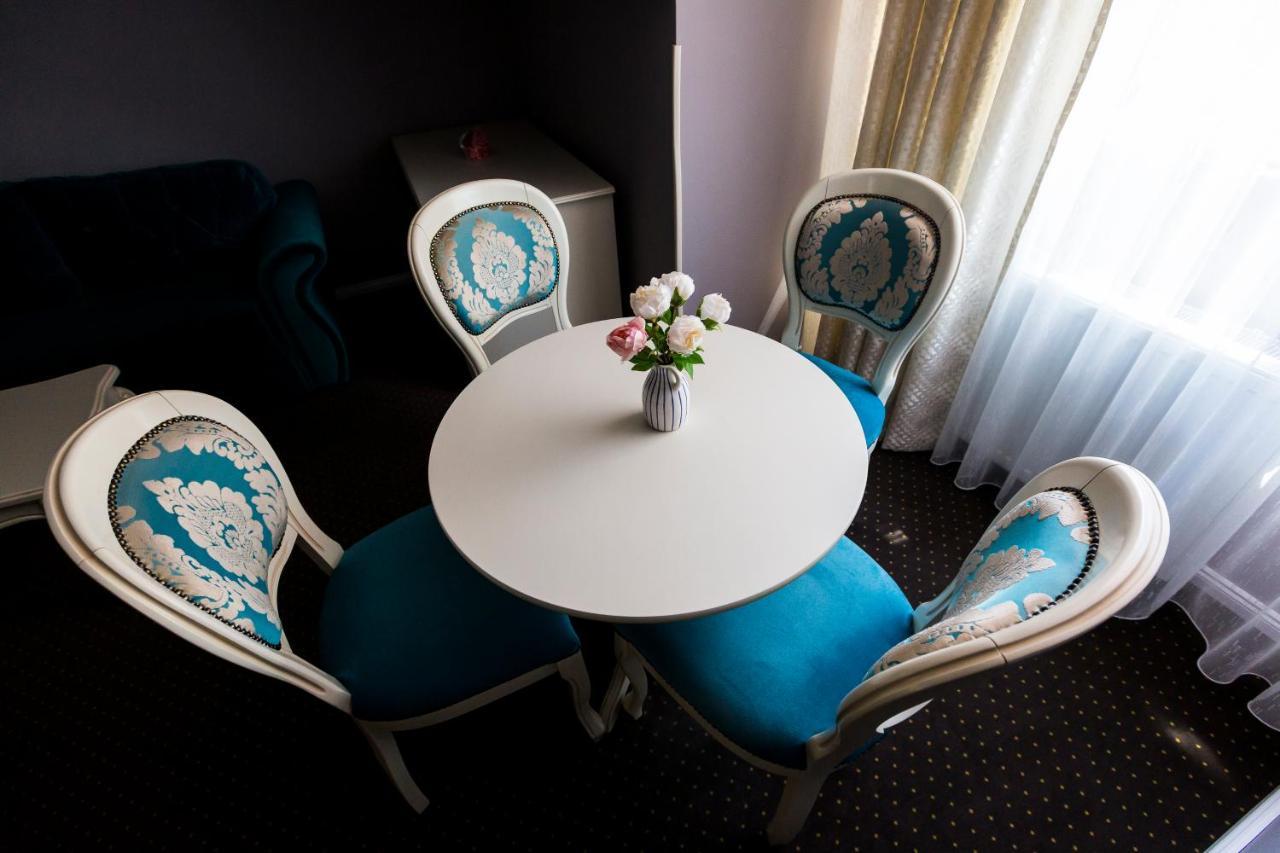 Royal Inn Busteni-Adults Only Εξωτερικό φωτογραφία