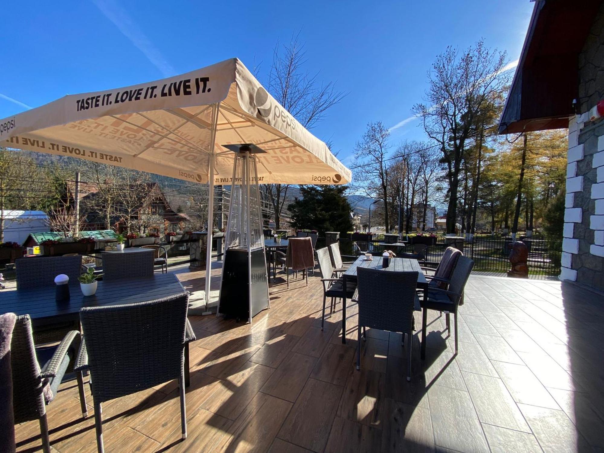 Royal Inn Busteni-Adults Only Εξωτερικό φωτογραφία