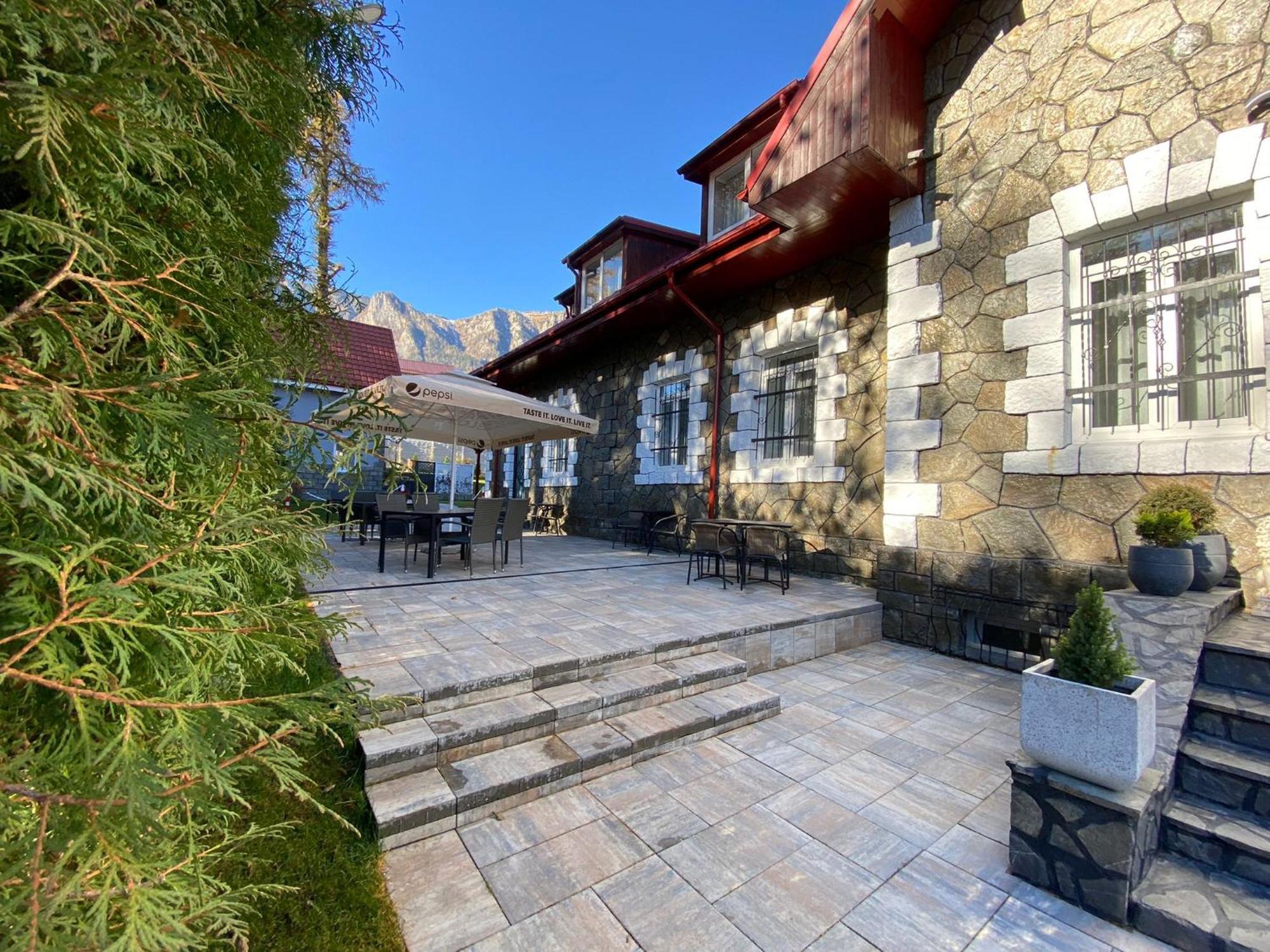 Royal Inn Busteni-Adults Only Εξωτερικό φωτογραφία