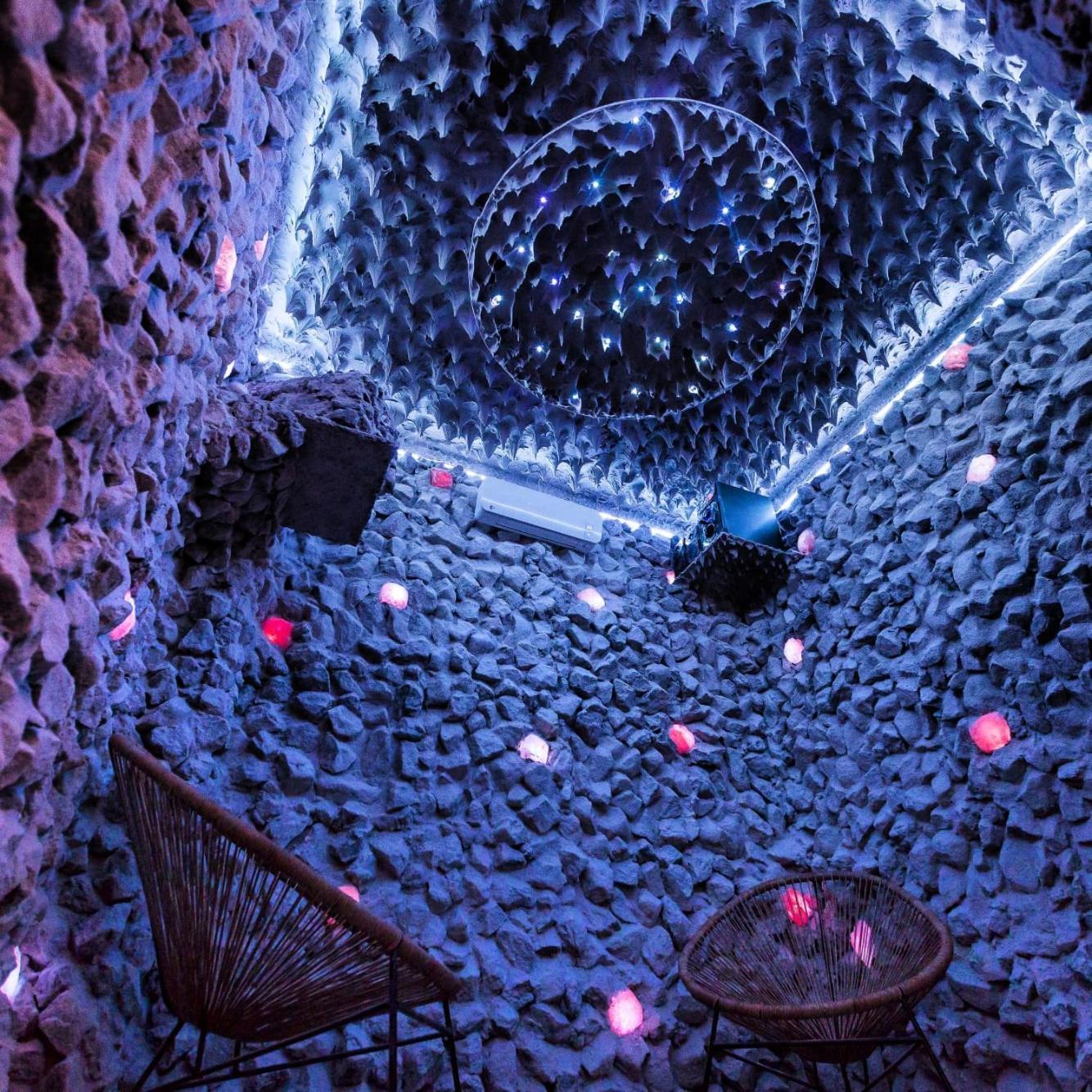 Royal Inn Busteni-Adults Only Εξωτερικό φωτογραφία