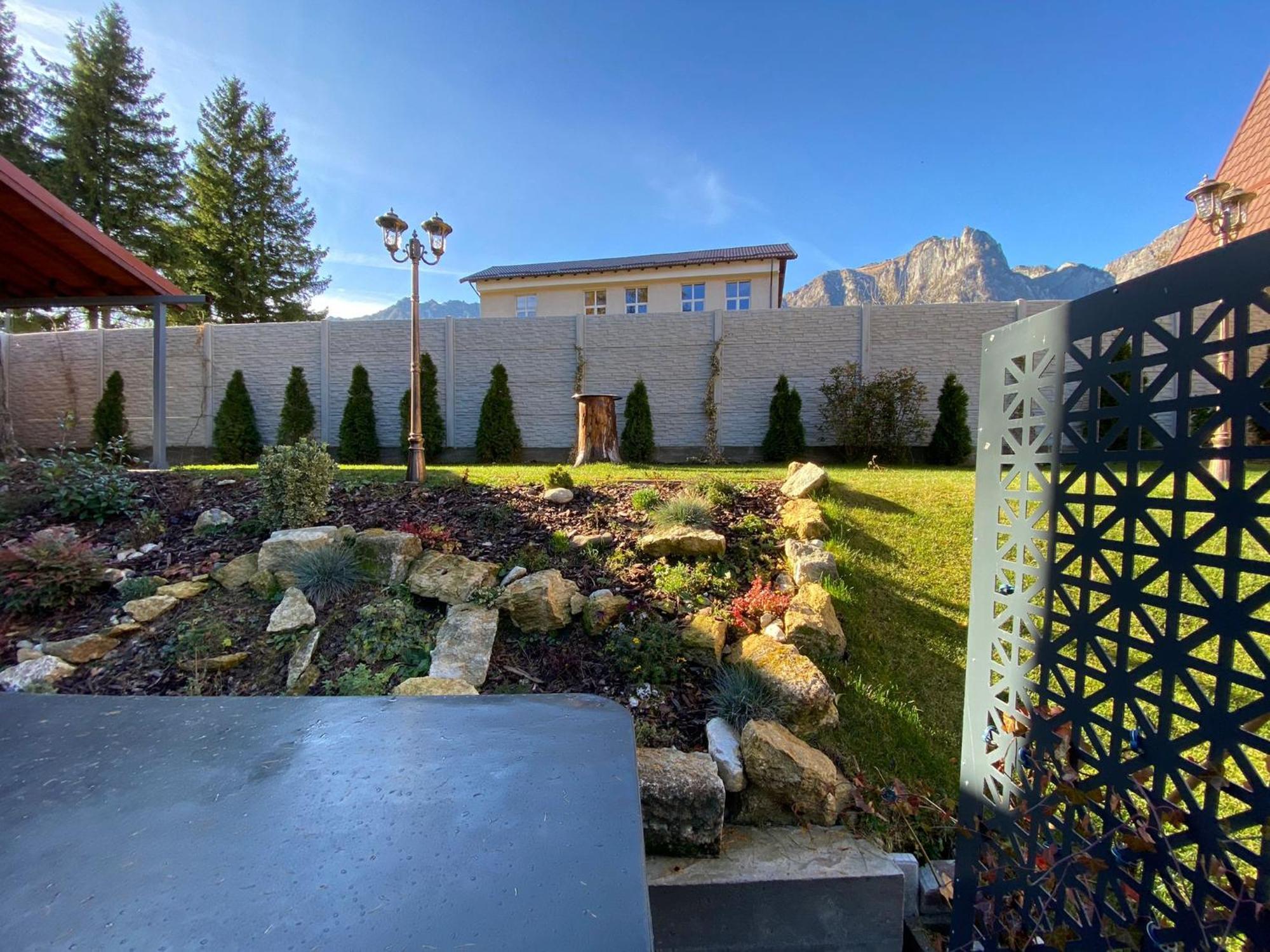 Royal Inn Busteni-Adults Only Εξωτερικό φωτογραφία
