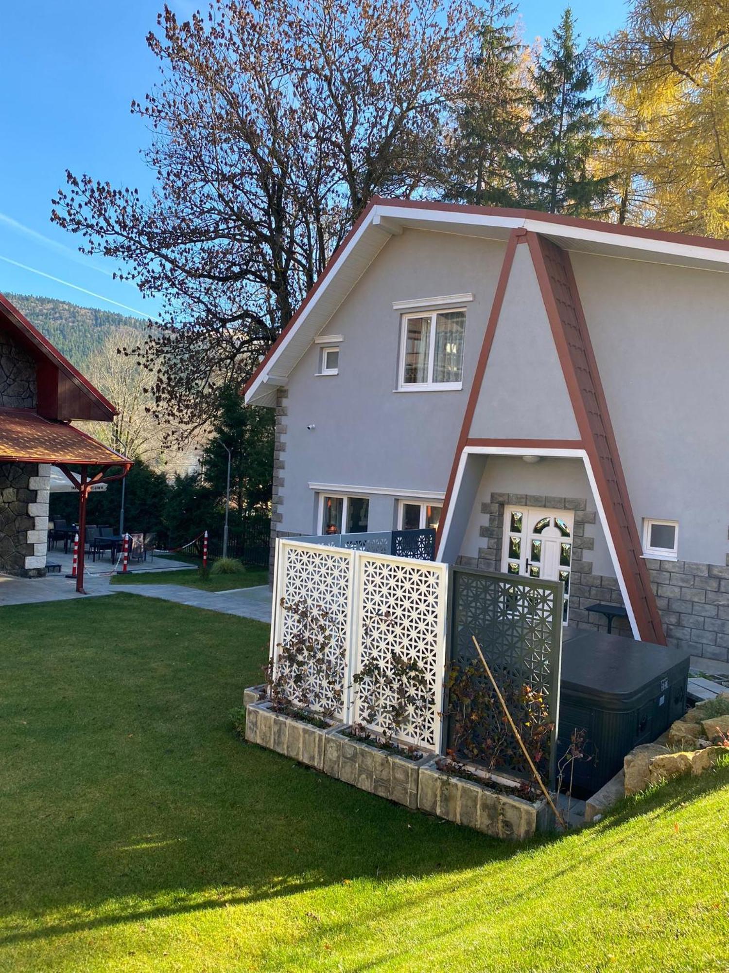 Royal Inn Busteni-Adults Only Εξωτερικό φωτογραφία