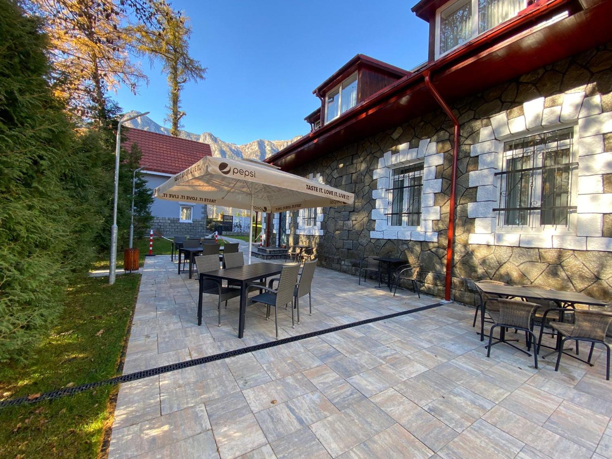 Royal Inn Busteni-Adults Only Εξωτερικό φωτογραφία